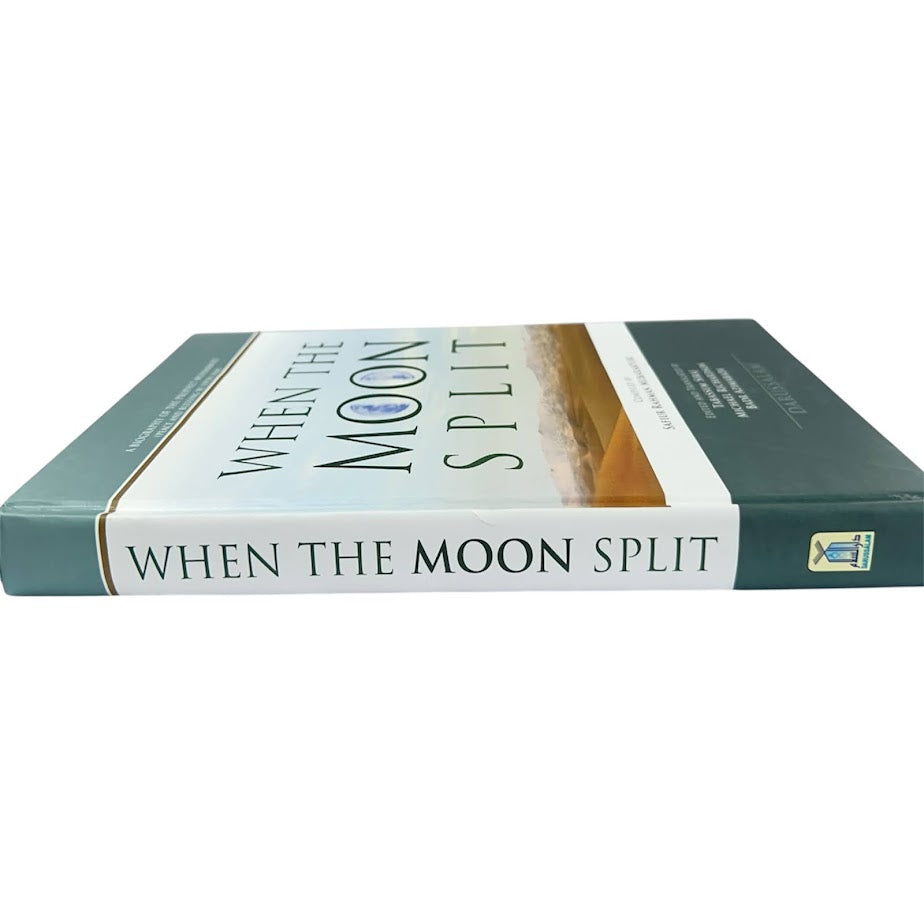When The Moon Split - A Biography of The Prophet Muhammad (Hardback)