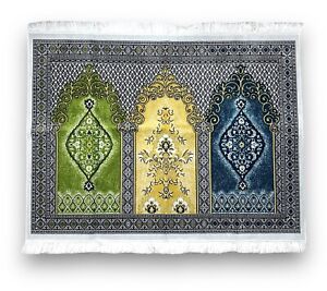 3 Person Prayer Rug - 1001