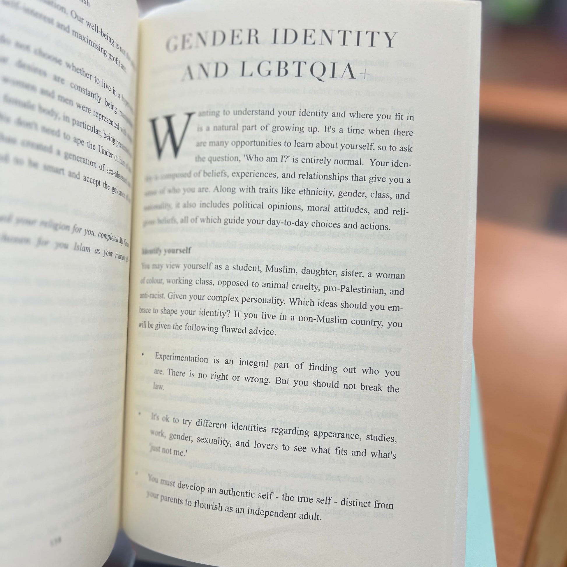 Smart Teenage Muslimah - An Inspirational Guide for Muslim Girls