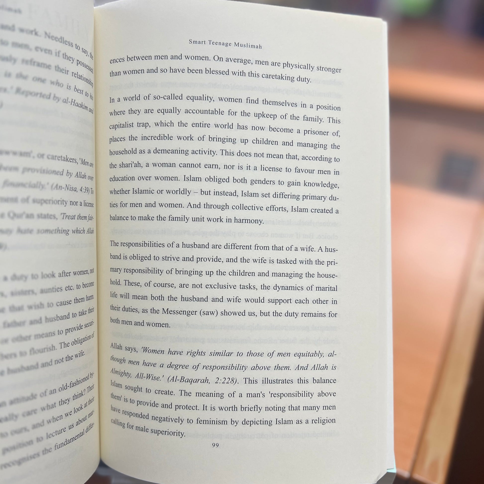 Smart Teenage Muslimah - An Inspirational Guide for Muslim Girls