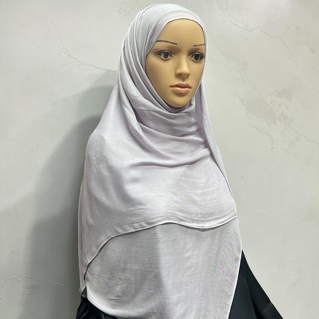 Space Gray Standard Modal Hijab – Soft Non-Slip Muslim Hijab Scarf | All-Day Comfort