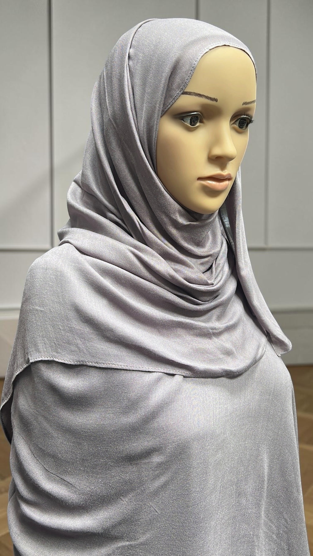 Ash Gray Standard Modal Hijab – Soft Non-Slip Muslim Hijab Scarf | All-Day Comfort