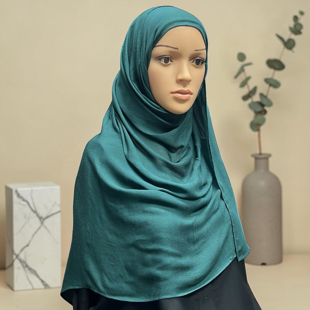 Sea Green Standard Modal Hijab – Soft Non-Slip Muslim Hijab Scarf | All-Day Comfort