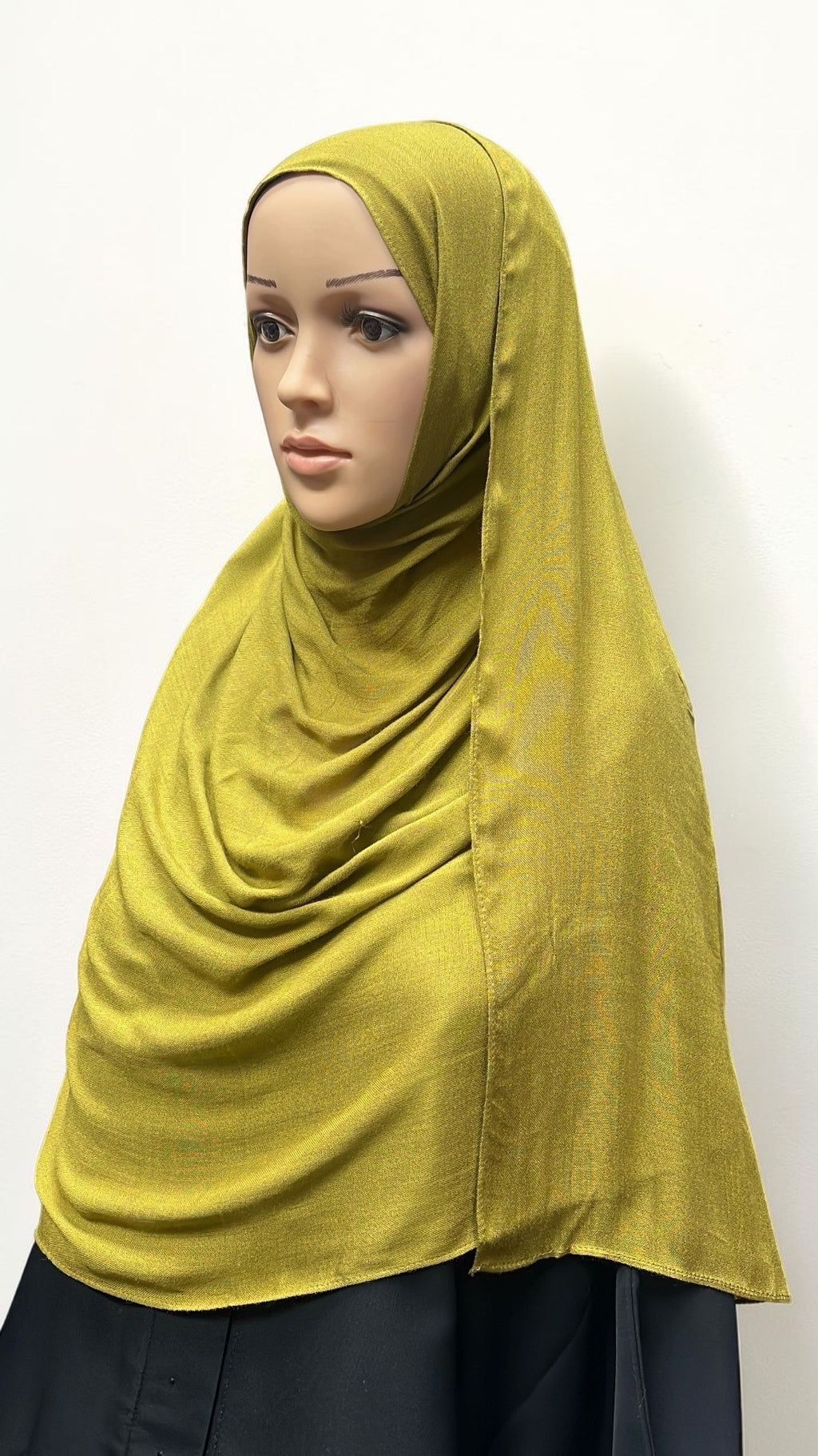 Pear Green Standard Modal Hijab – Soft Non-Slip Muslim Hijab Scarf | All-Day Comfort