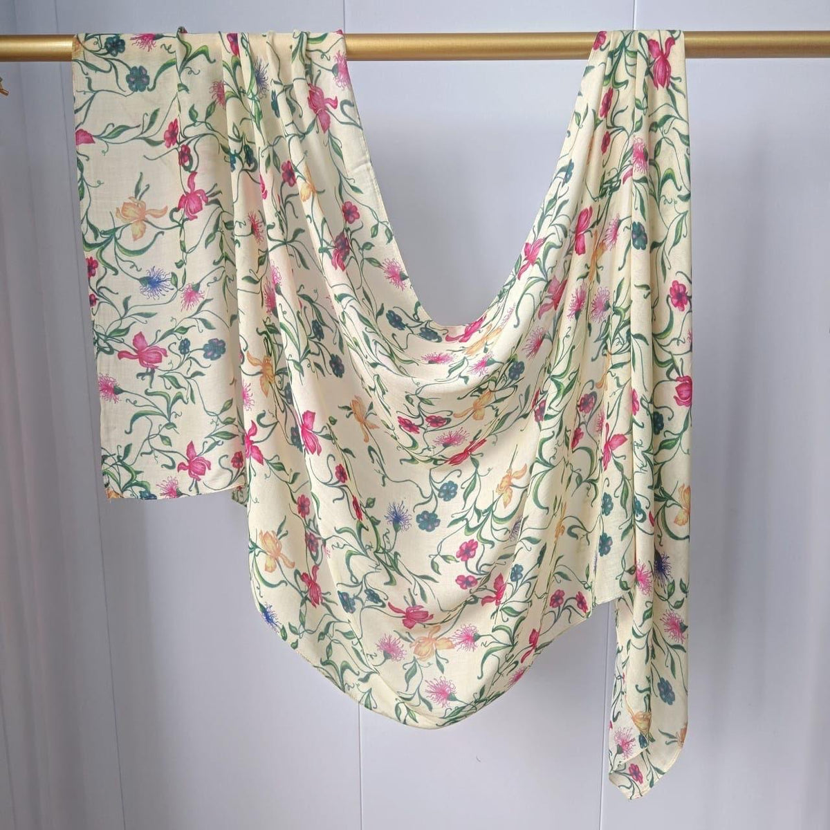 Printed Modal Hijab – Yellow Daisy | Premium Modal | Soft Non-Slip Modest Hijab