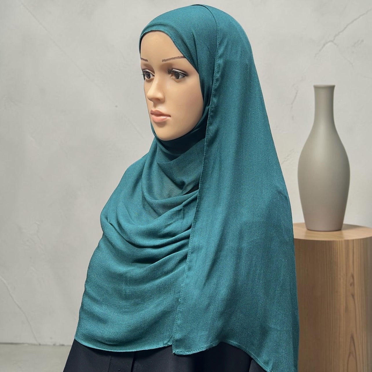 Sea Green Standard Modal Hijab – Soft Non-Slip Muslim Hijab Scarf | All-Day Comfort