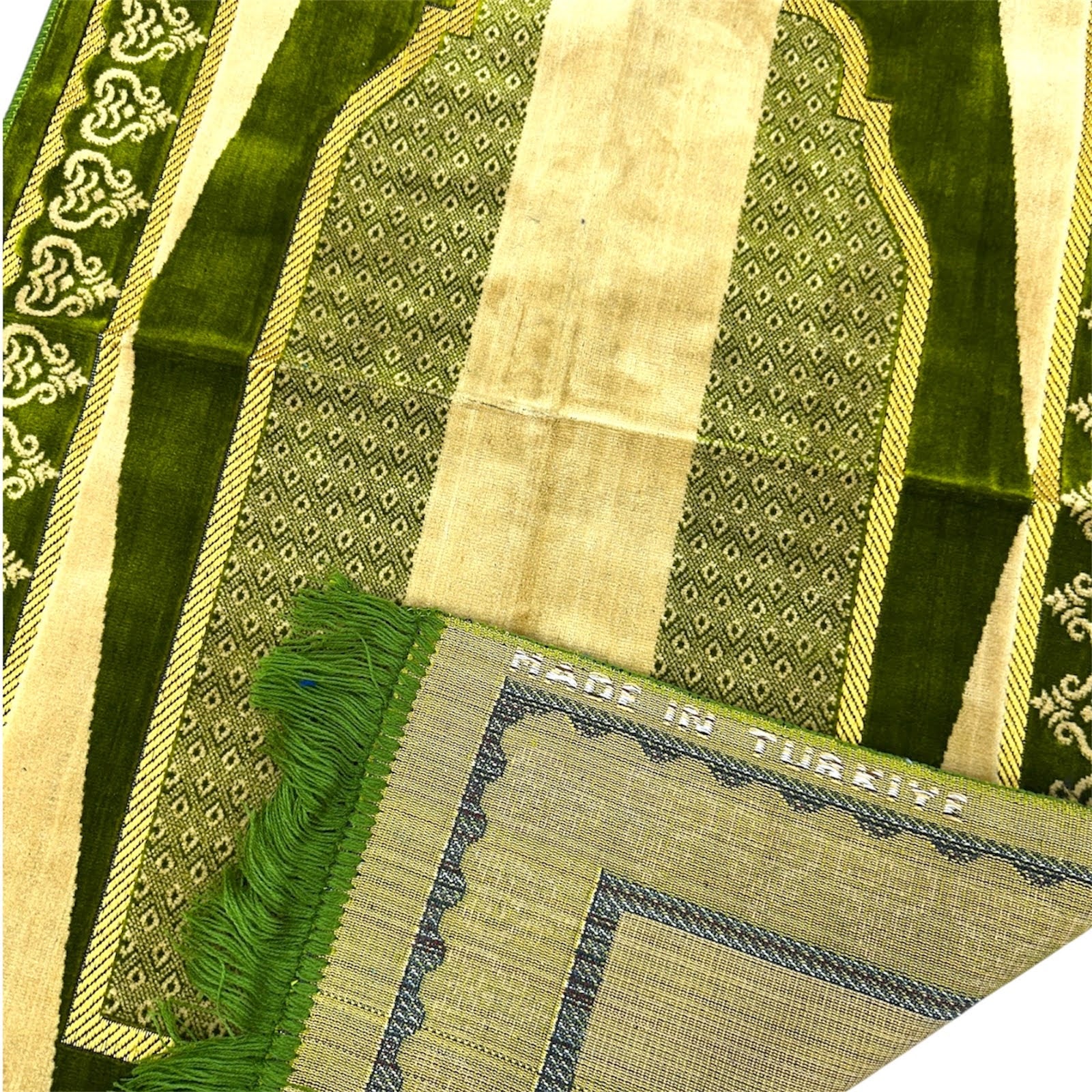 Classic Green Islamic Prayer Rug - Soft Janamaz for Everyday Prayer