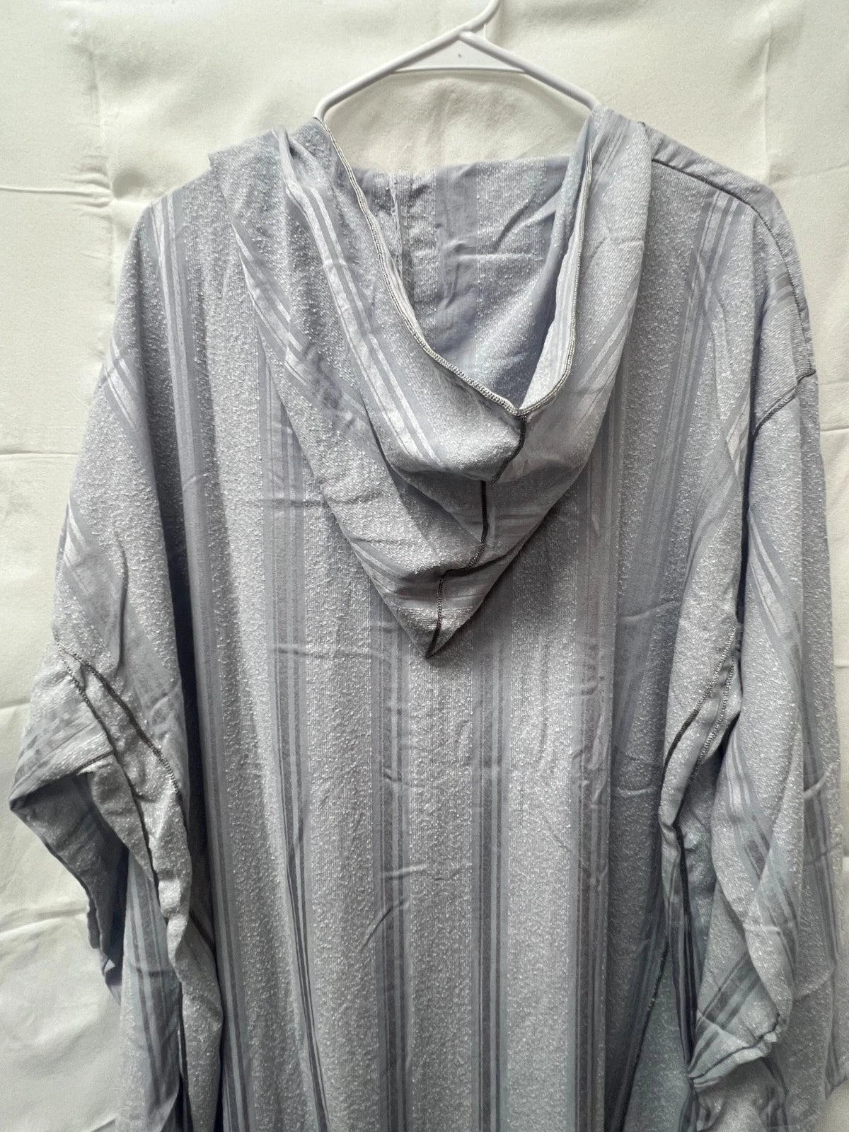 Men's Moroccan Striped Hoodie Thobe - Silver
