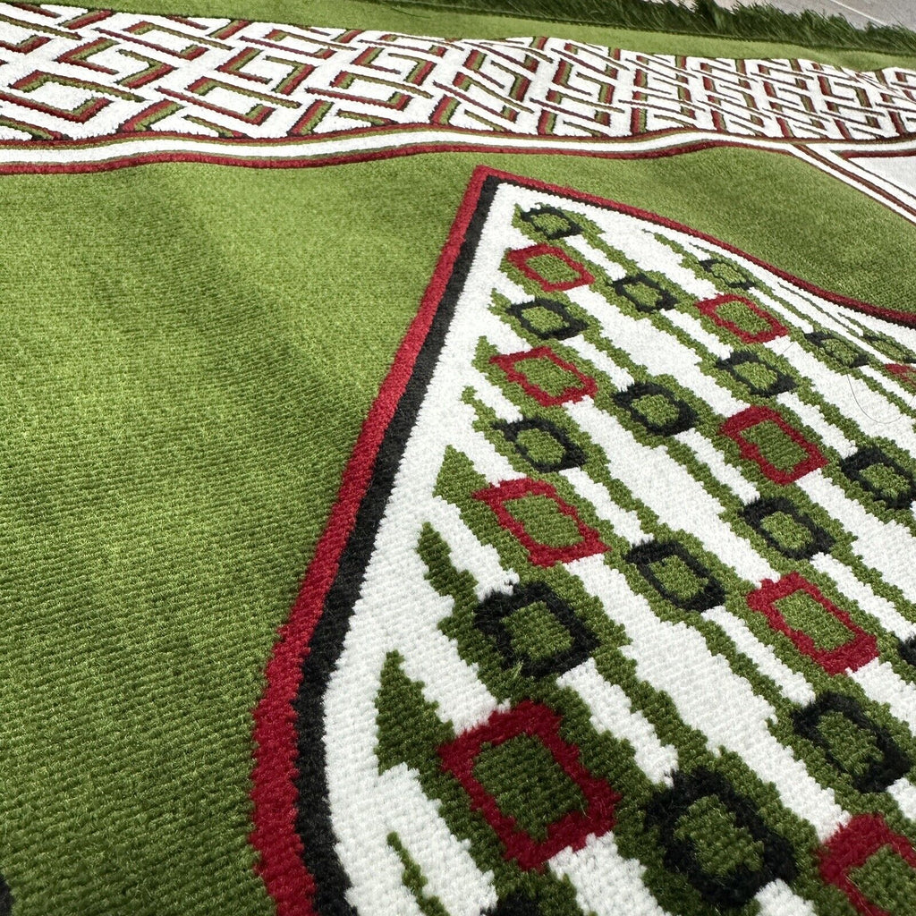 4 Person Prayer Rug - 2004